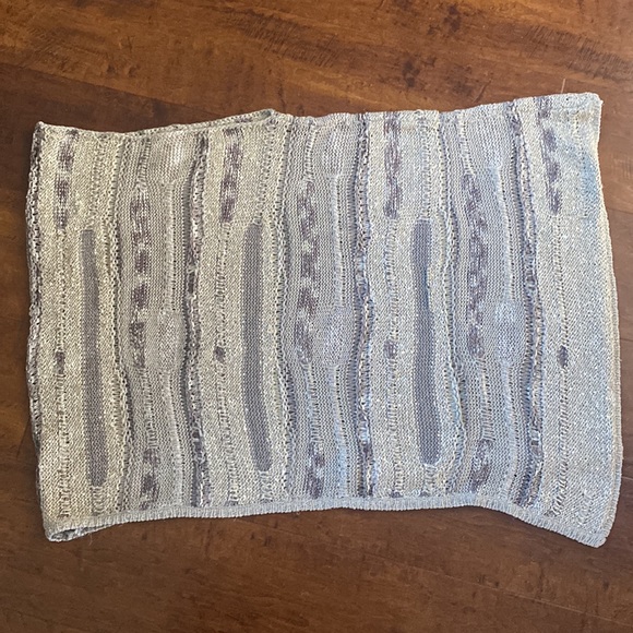 Chico’s Gold Poncho - Picture 9 of 13